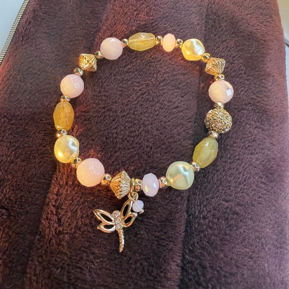 Dragonfly Gold and Pink Beaded Bracelet - Picture 3 of 4